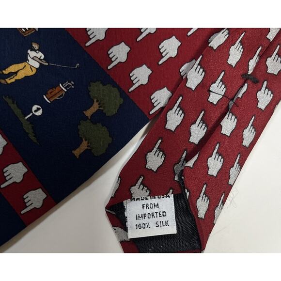 Golf Necktie Vicky Davis Tee Time Golfer Men's Tie 100% Silk Golfer New York - Picture 4 of 5